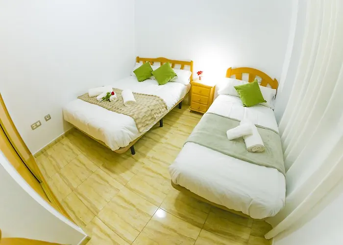 Homely Blasco Ibanez Апартаменты Торевьиа