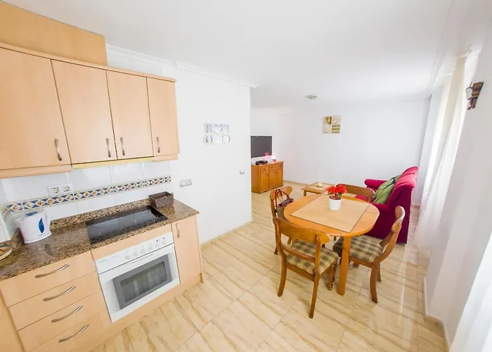 Homely Blasco Ibanez Торевьиа