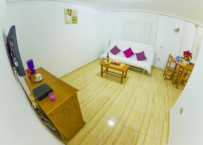 Homely Blasco Ibanez Апартаменты *